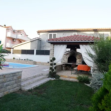 House Tago * Kaštela